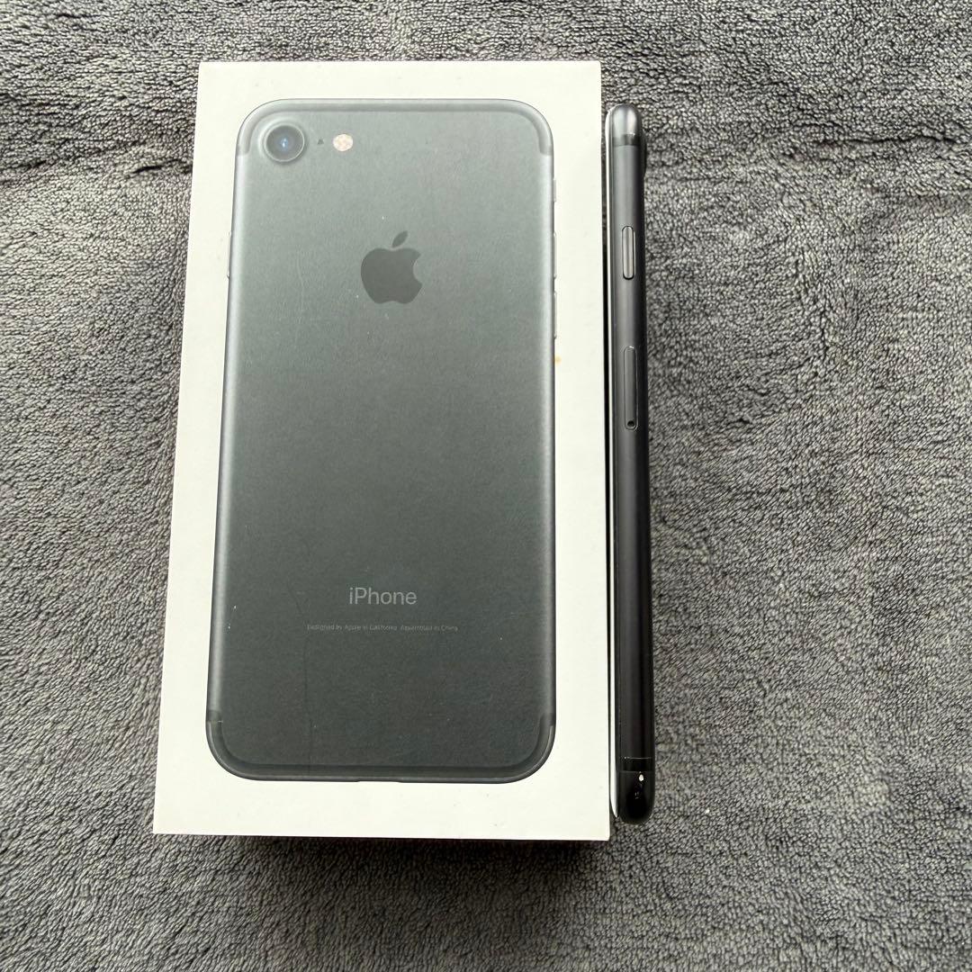 iPhone 7 128GB ブラック 黒 箱付きsimフリー