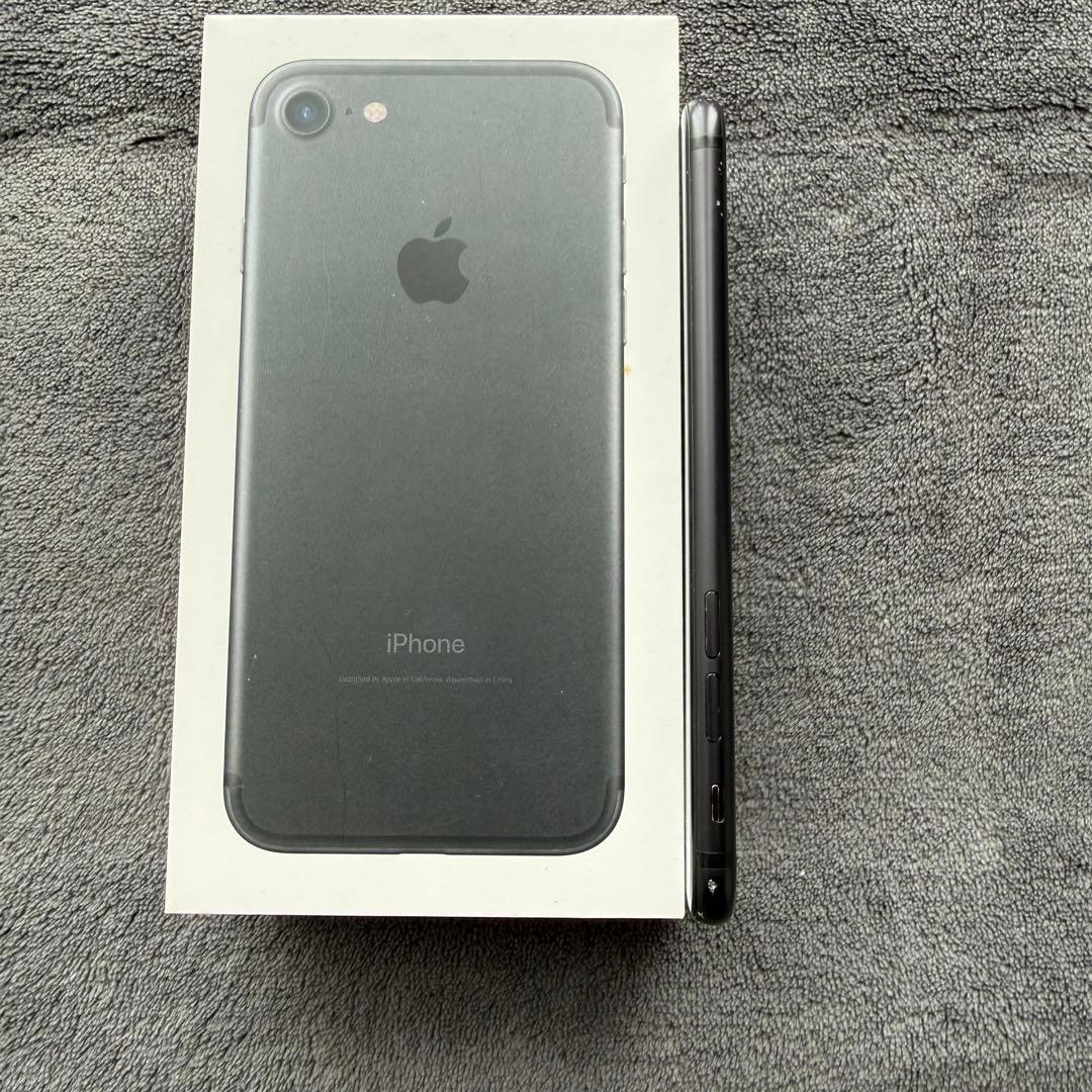 iPhone 7 128GB ブラック 黒 箱付きsimフリー