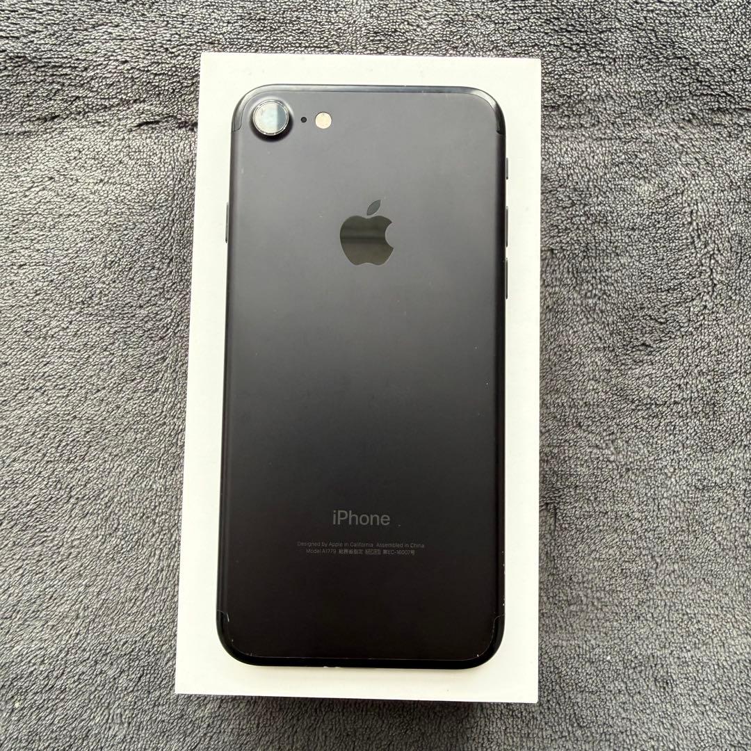 iPhone 7 128GB ブラック 黒 箱付きsimフリー