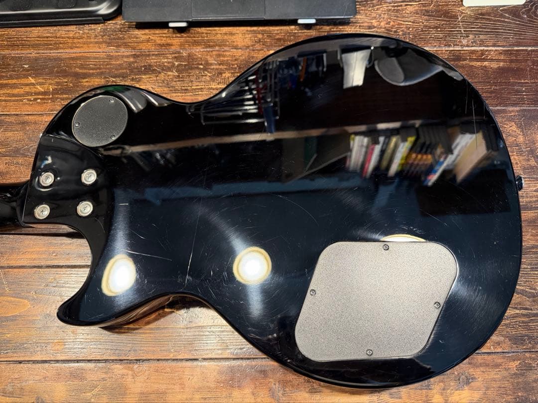 Epiphone　Les Paul Studio LT