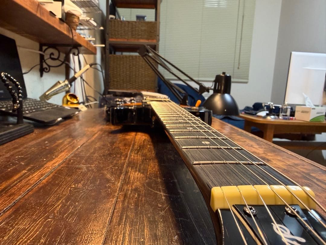 Epiphone　Les Paul Studio LT