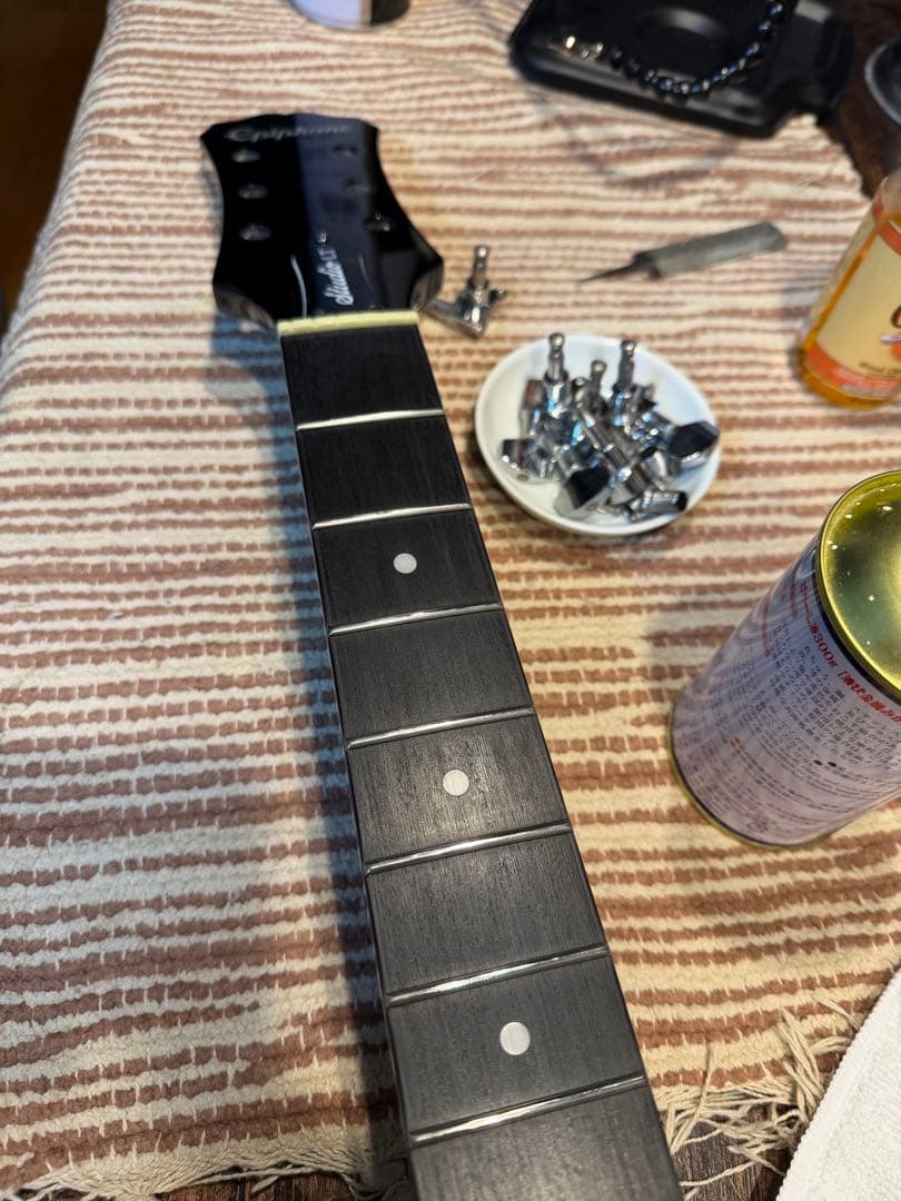 Epiphone　Les Paul Studio LT