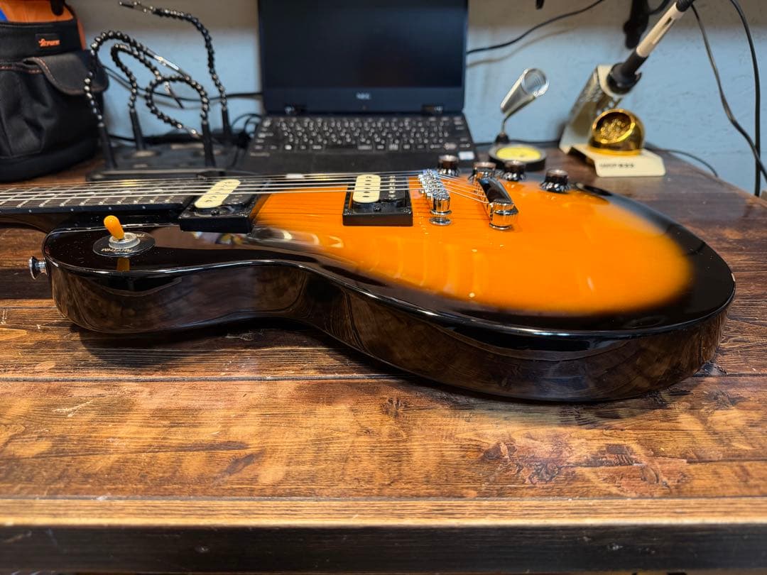 Epiphone　Les Paul Studio LT