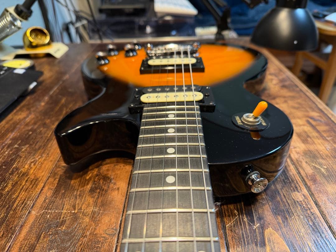 Epiphone　Les Paul Studio LT