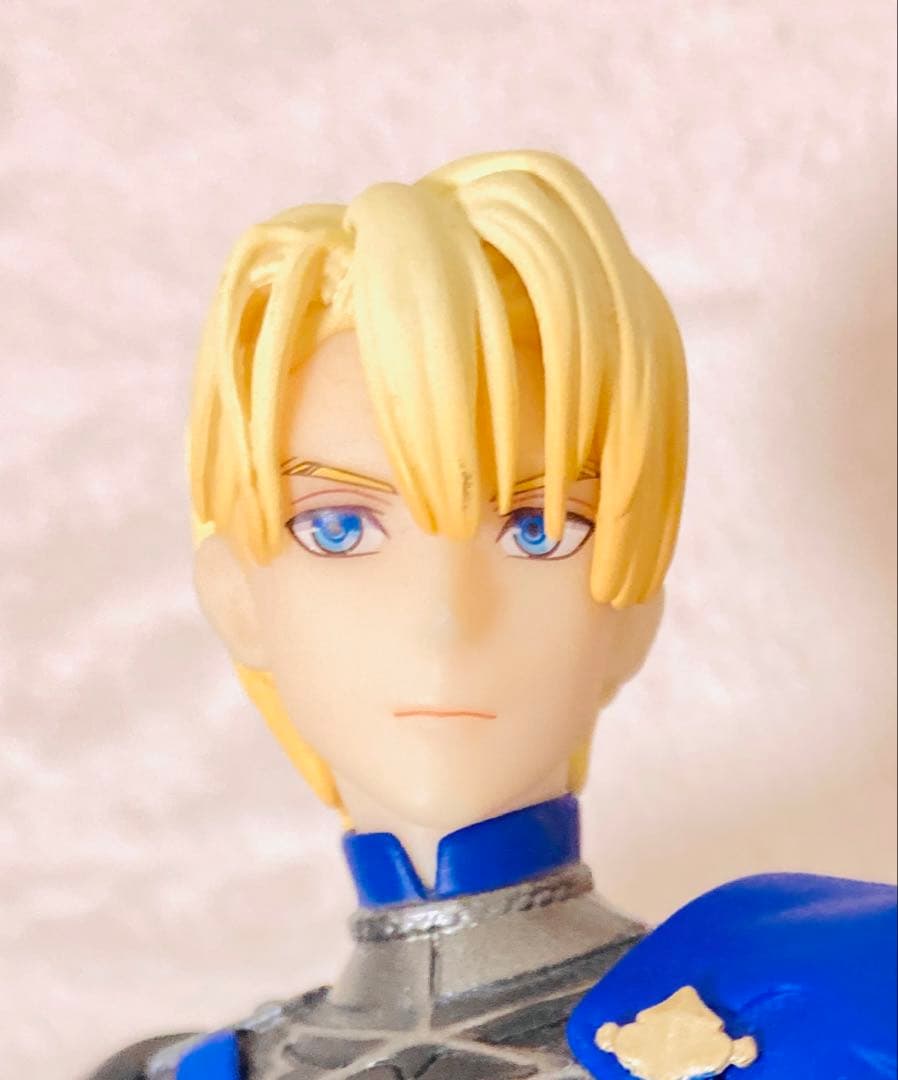 ファイアーエムブレム 風花雪月 ディミトリ フィギュア