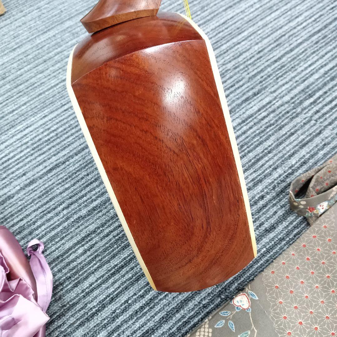 ♢B53 三味線 弦楽器 和楽器 胴掛け 収納袋付 破損あり 現状品