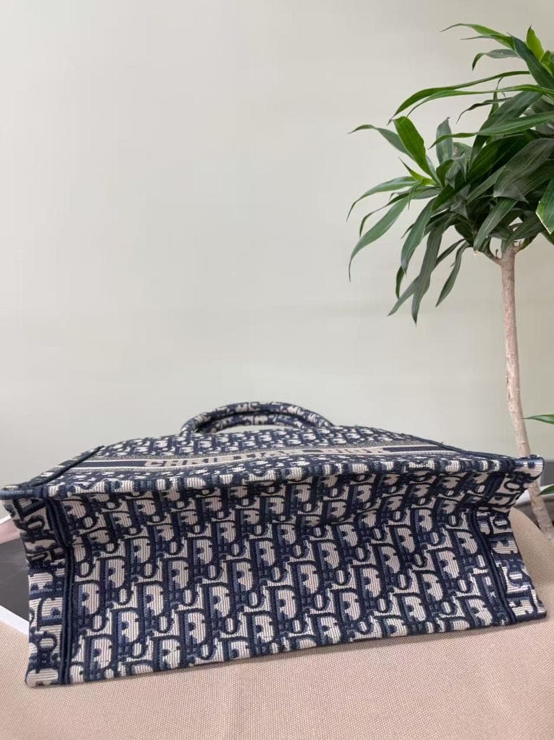 ロゴキャンバスバッグ