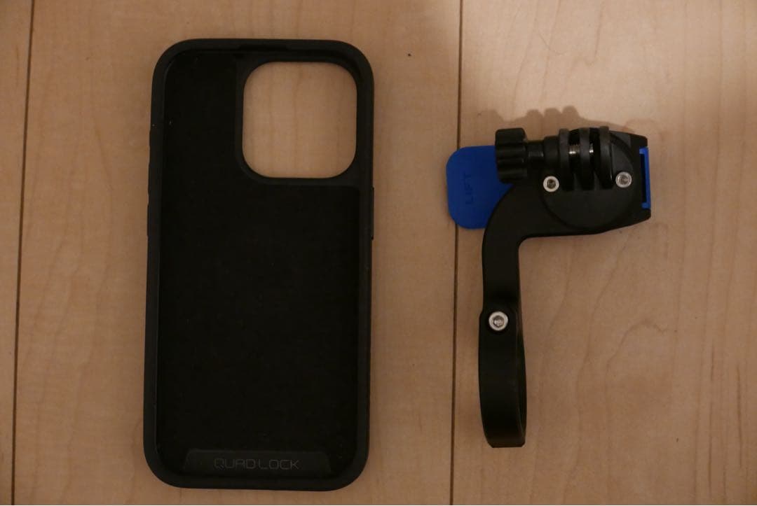iPhoneアクセサリー QUAD LOCK &Quad Lock Out Front Mount Pro