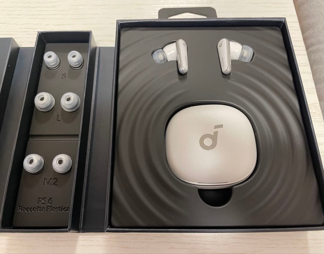 Anker Soundcore Liberty 4 ホワイト