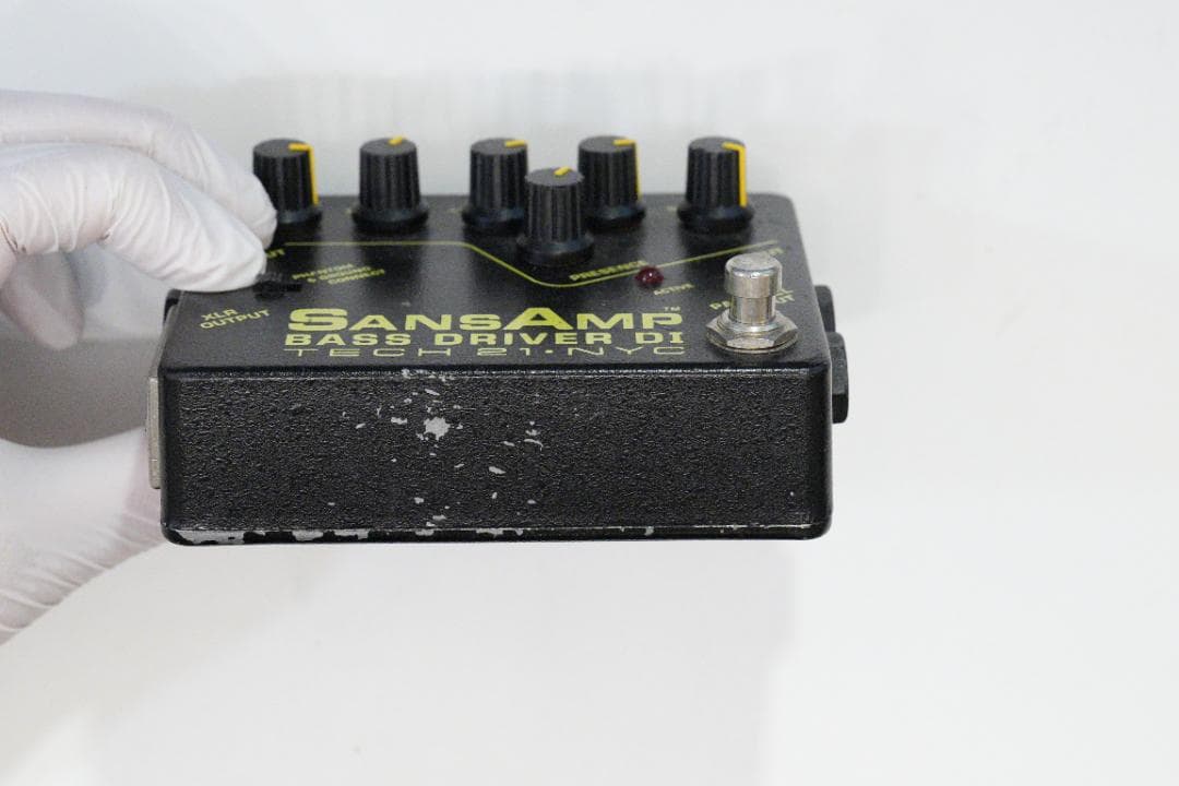 TECH21 SansAmp Bass D DI 初期型