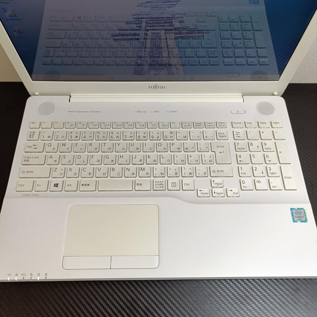 Core i7 SSD Windows11 メモリ8GB ノートパソコン 富士通