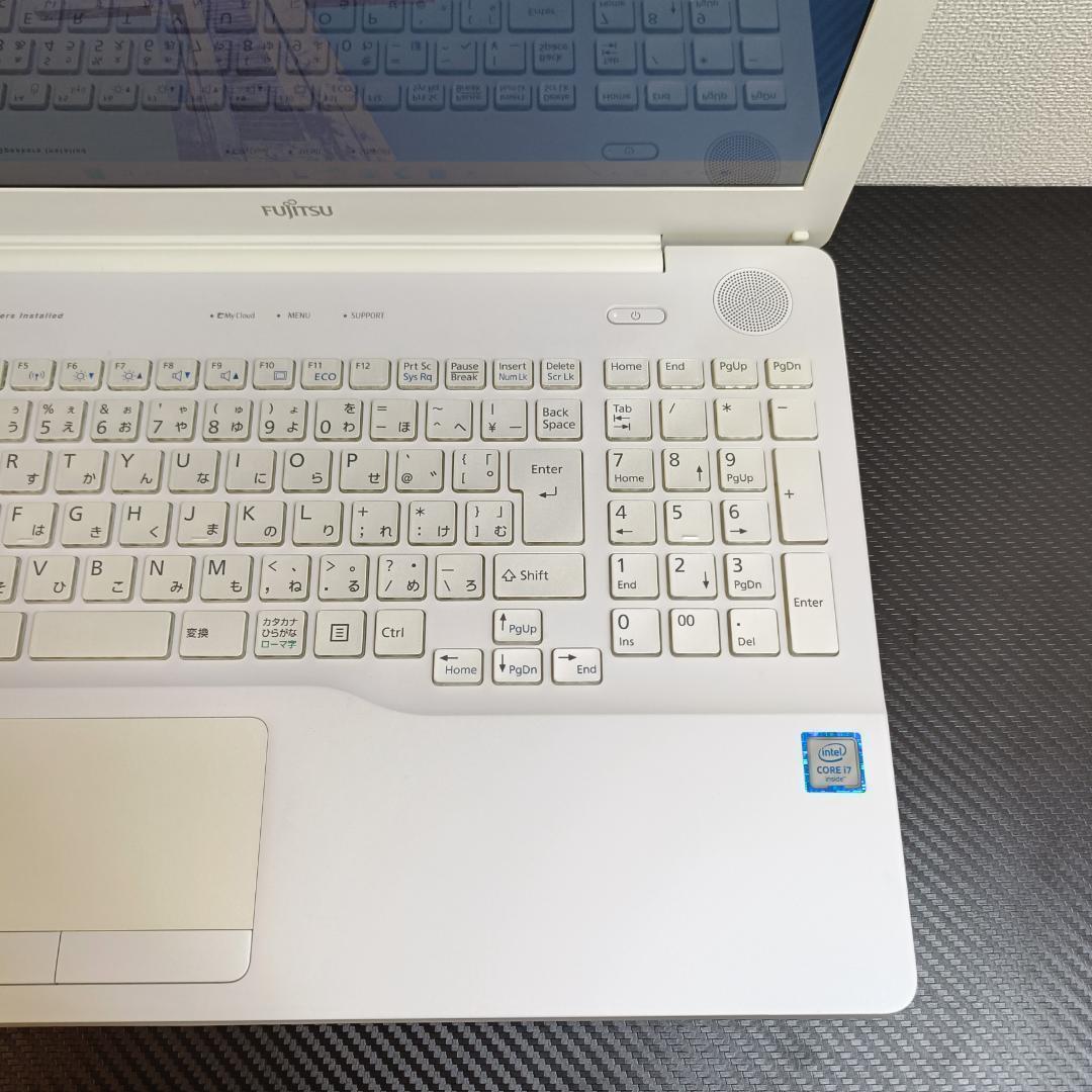 Core i7 SSD Windows11 メモリ8GB ノートパソコン 富士通