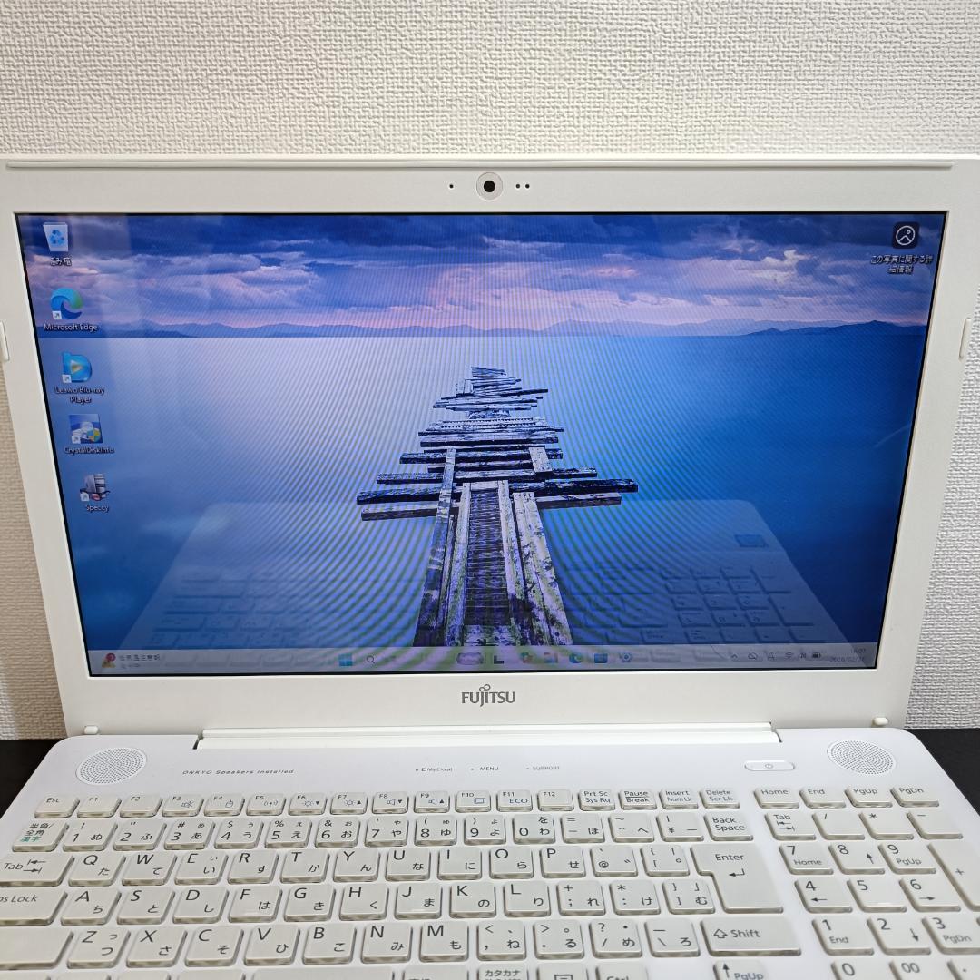 Core i7 SSD Windows11 メモリ8GB ノートパソコン 富士通