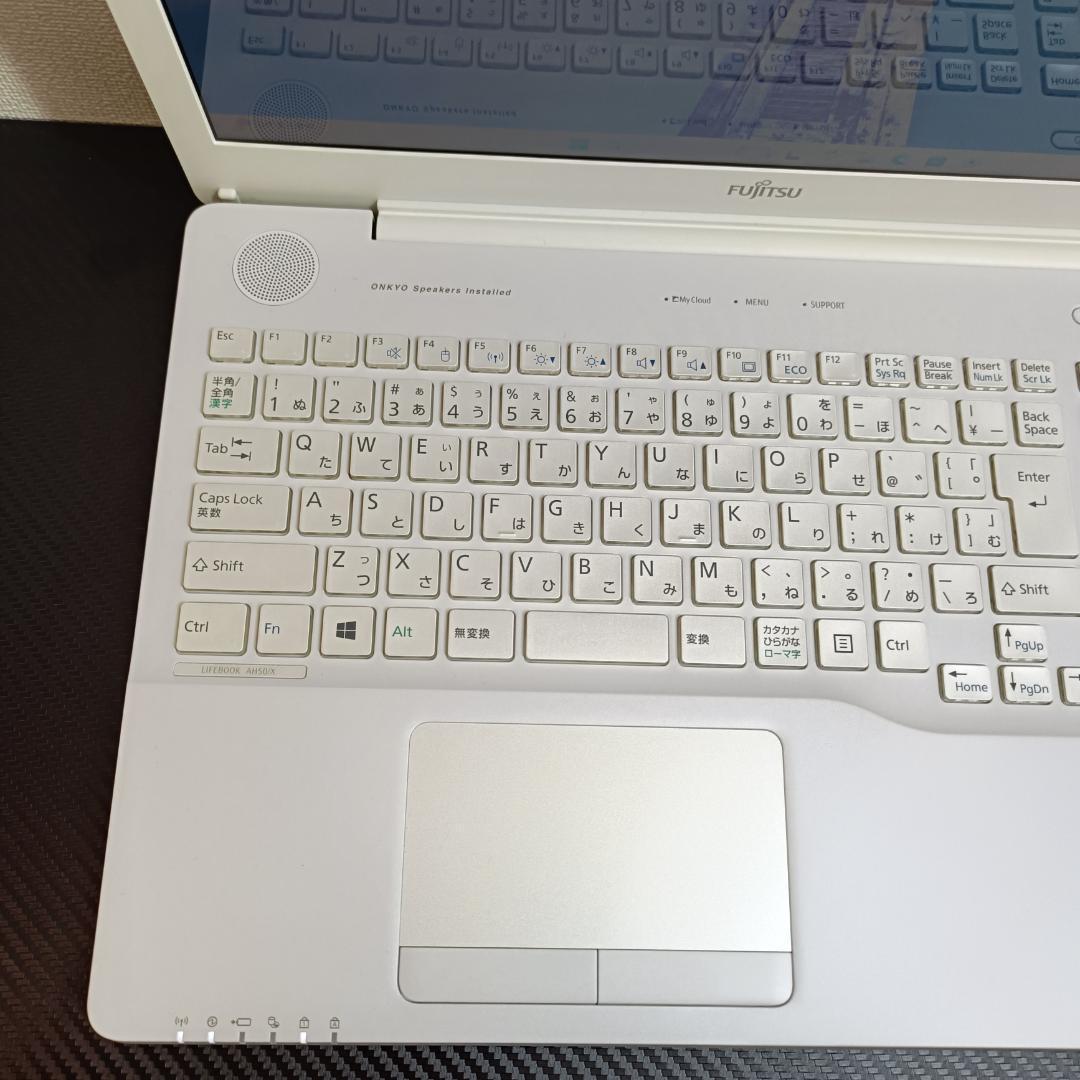 Core i7 SSD Windows11 メモリ8GB ノートパソコン 富士通