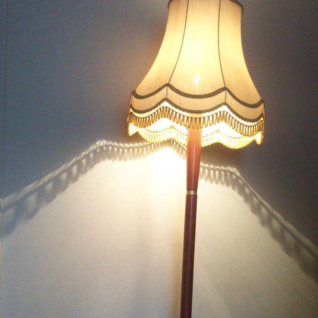 フロアスタンド 　レトロ 　送料込み