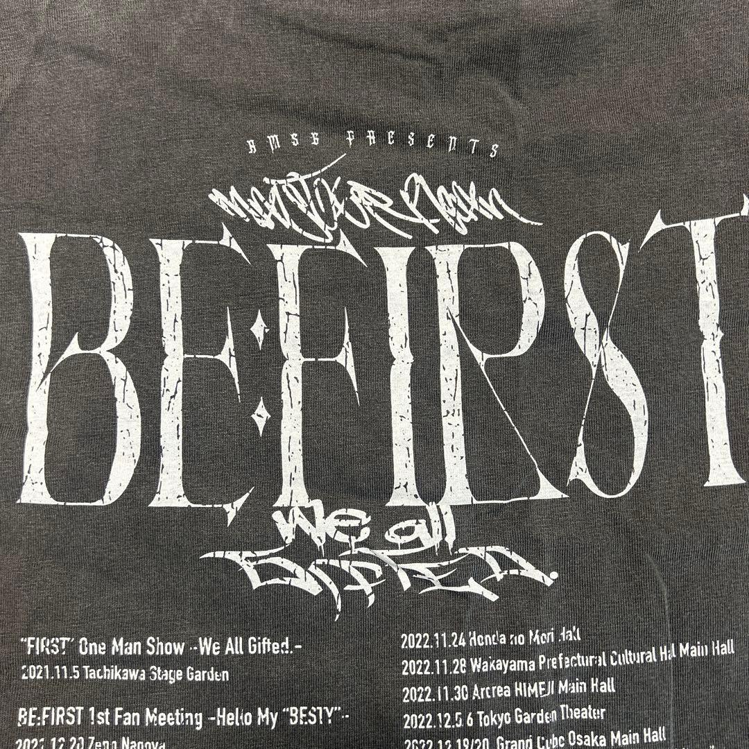 BE:FIRST グラフィックTシャツ ダークグレー