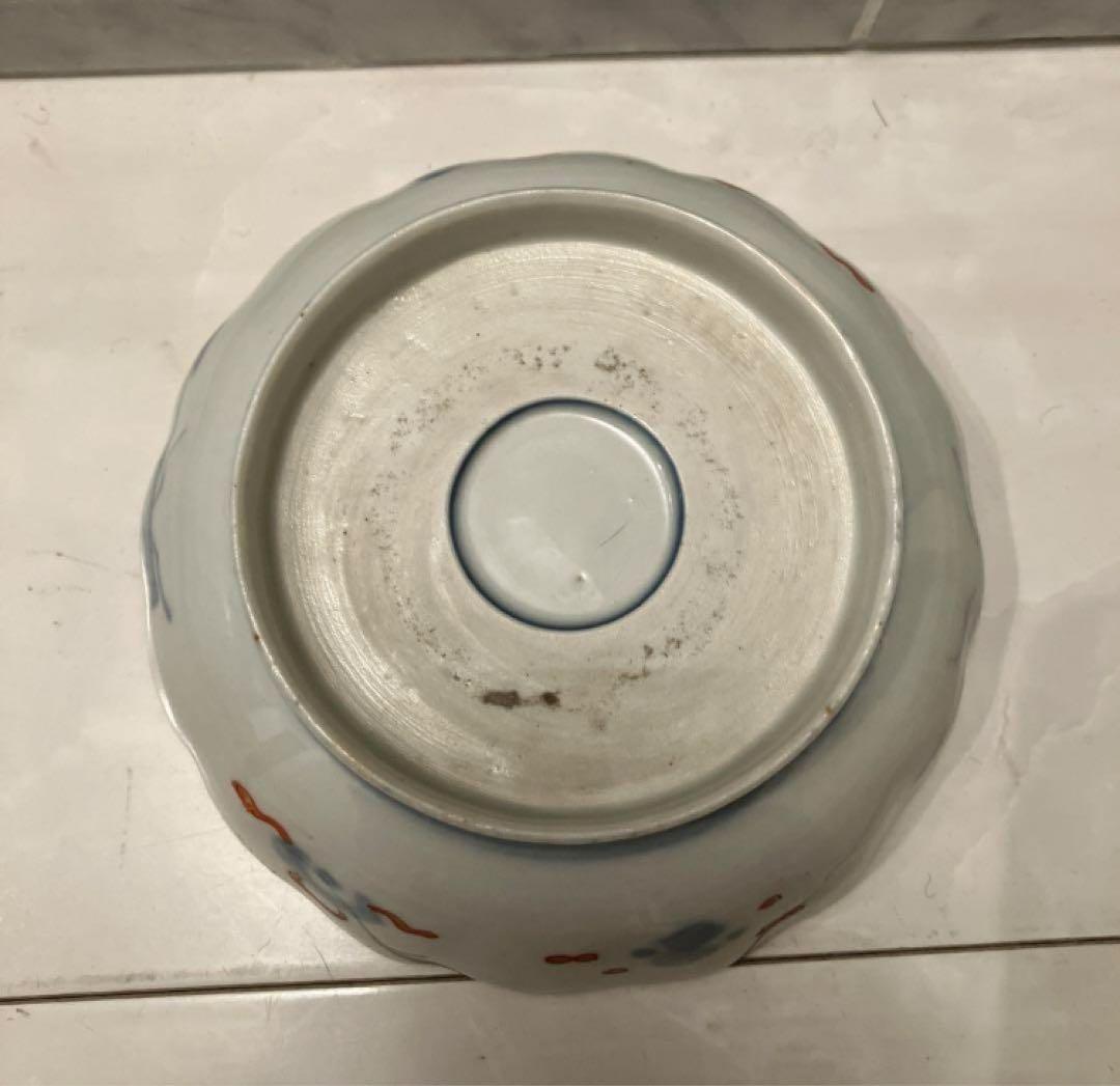 アンティーク江戸後期 お花に囲まれた犬が可愛らしい、金彩たっぷり古伊万里ボウル