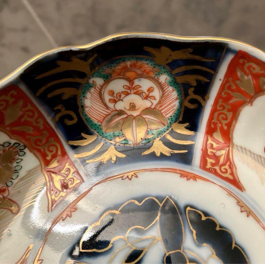 アンティーク江戸後期 お花に囲まれた犬が可愛らしい、金彩たっぷり古伊万里ボウル