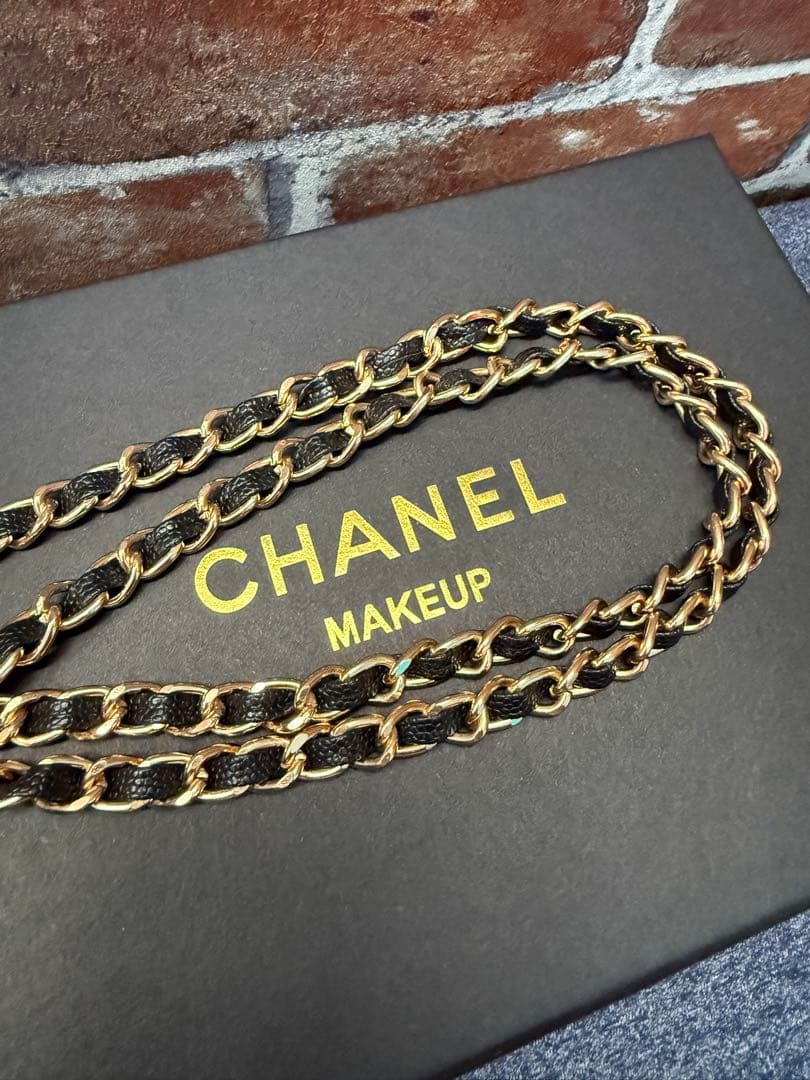 CHANELノベルティブラックレザー クラッチバッグ