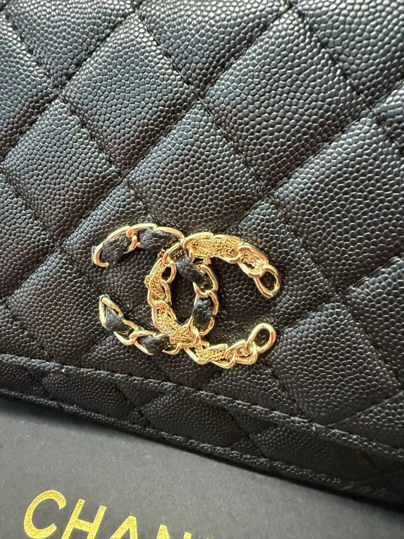 CHANELノベルティブラックレザー クラッチバッグ