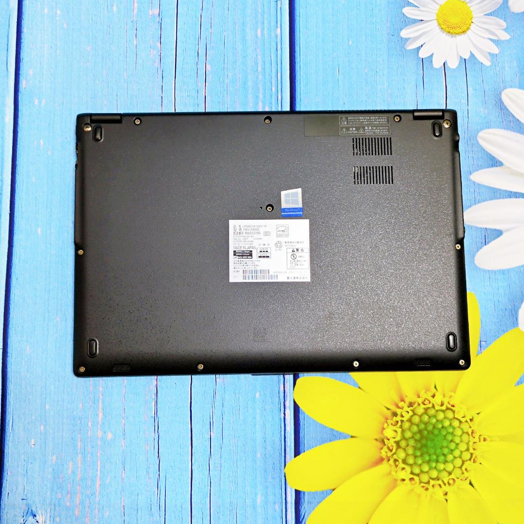 超薄型軽量✨新品SSD・新品メモリ8GB快速！Windows11黒ノートパソコン