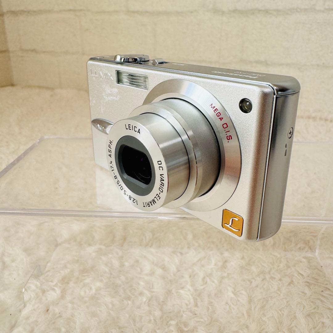 【良品】パナソニック DMC-FX2 シルバー 動作確認済み 付属品多数