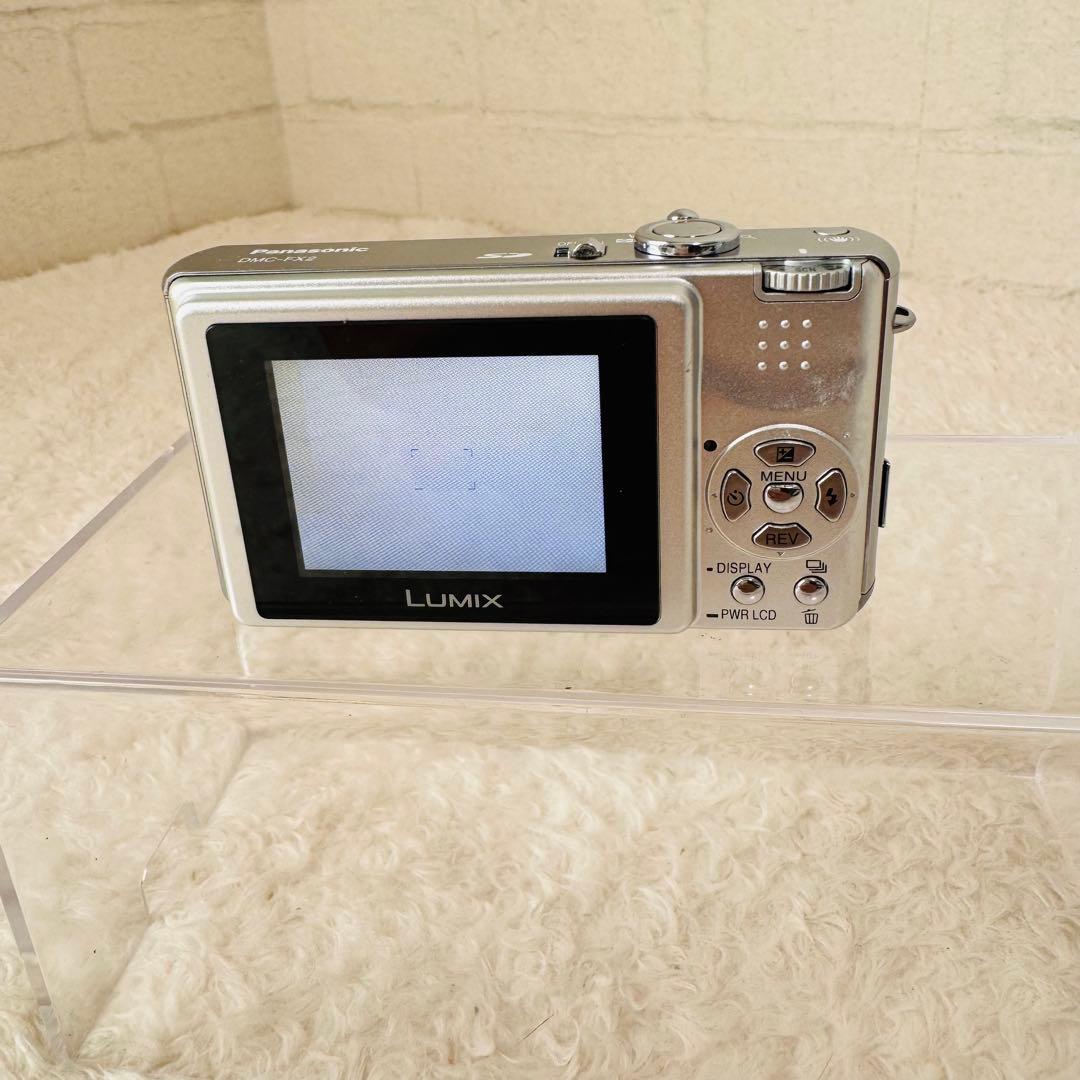 【良品】パナソニック DMC-FX2 シルバー 動作確認済み 付属品多数