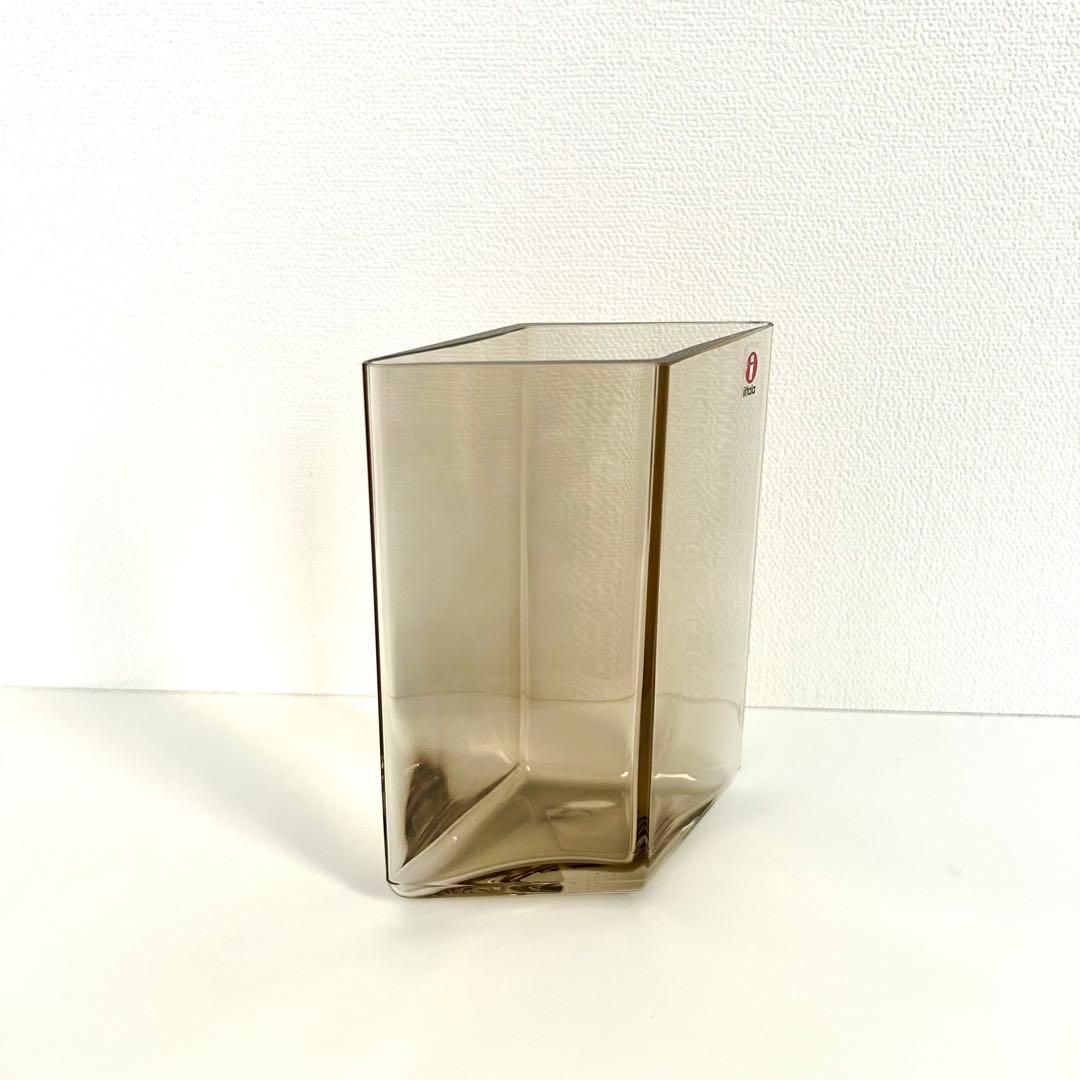 新品  イッタラ ルーツ 花瓶 ベース リネン アルヴァアアルト