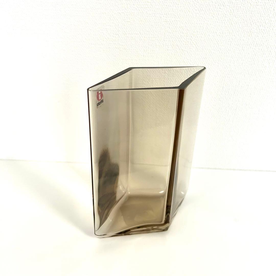 新品  イッタラ ルーツ 花瓶 ベース リネン アルヴァアアルト