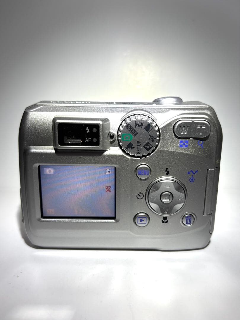 【完動品・値下げ】Nikon COOLPIX 2200 デジカメ