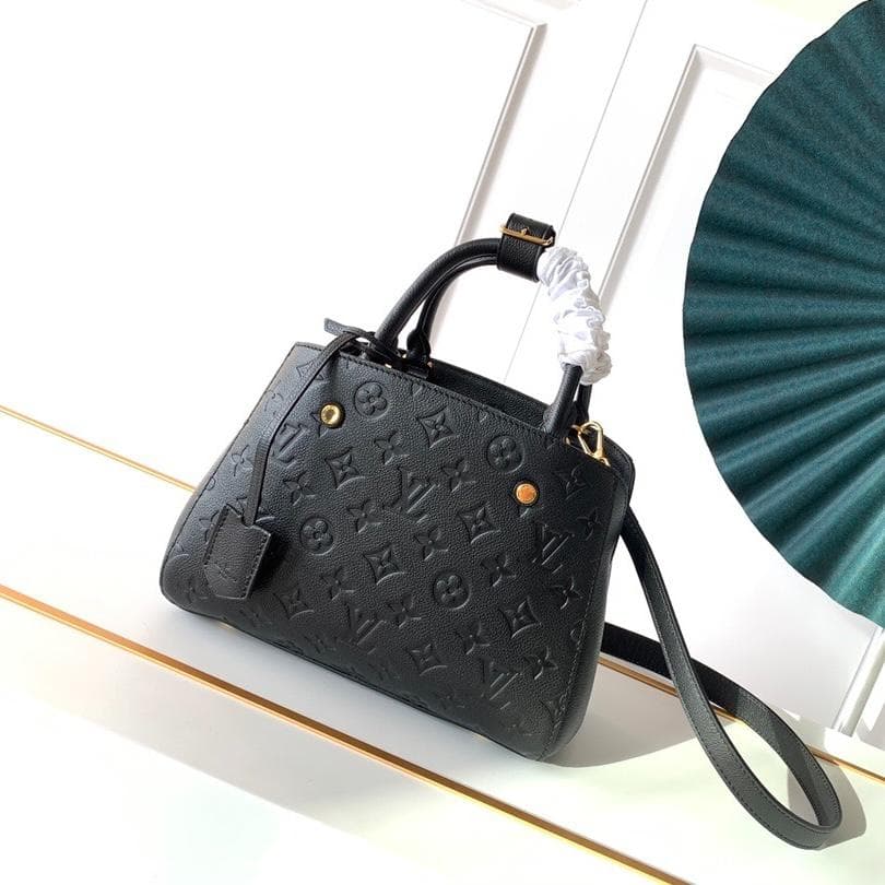 美品！モンテーニュBB　2wayハンドバッグ　レザー　ブラック