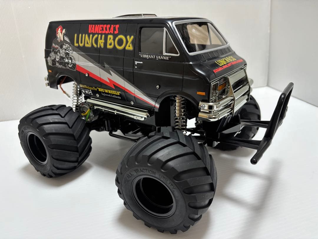 タミヤ ランチボックス BKエディションボディー＆タイヤホイール