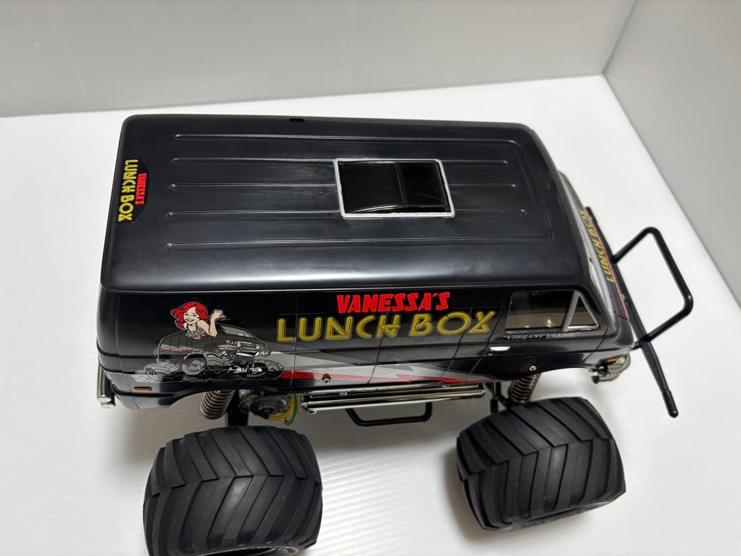 タミヤ ランチボックス BKエディションボディー＆タイヤホイール