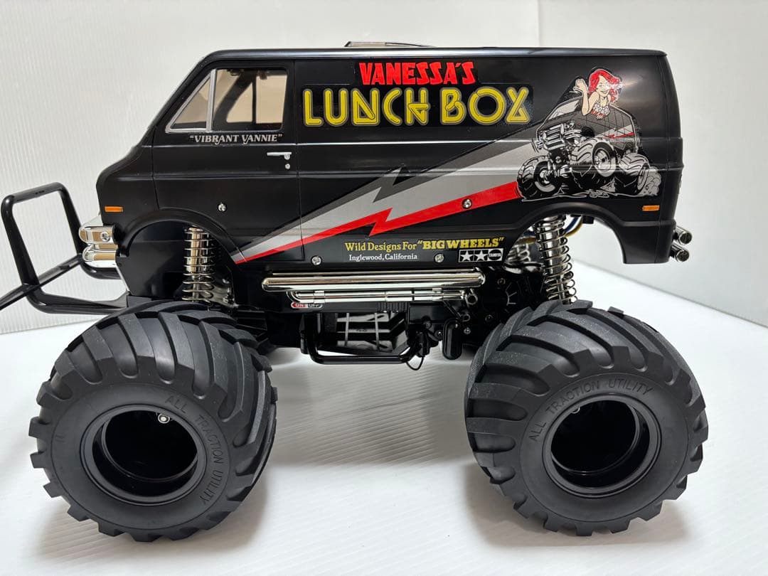 タミヤ ランチボックス BKエディションボディー＆タイヤホイール