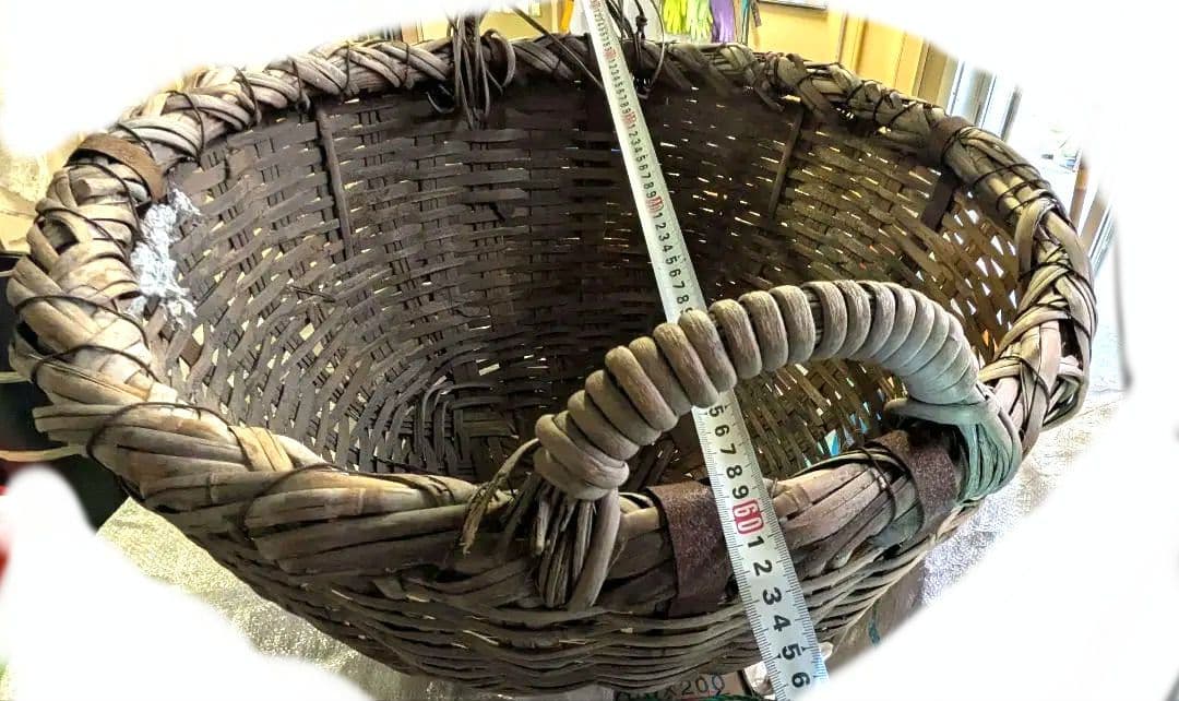 天然素材のハンドル付きバスケット昭和レトロ？大正？わらじ3足付