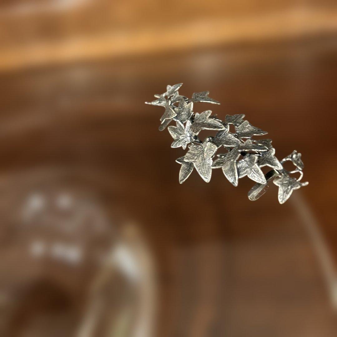 ガラス皿 アイビーリーフ装飾