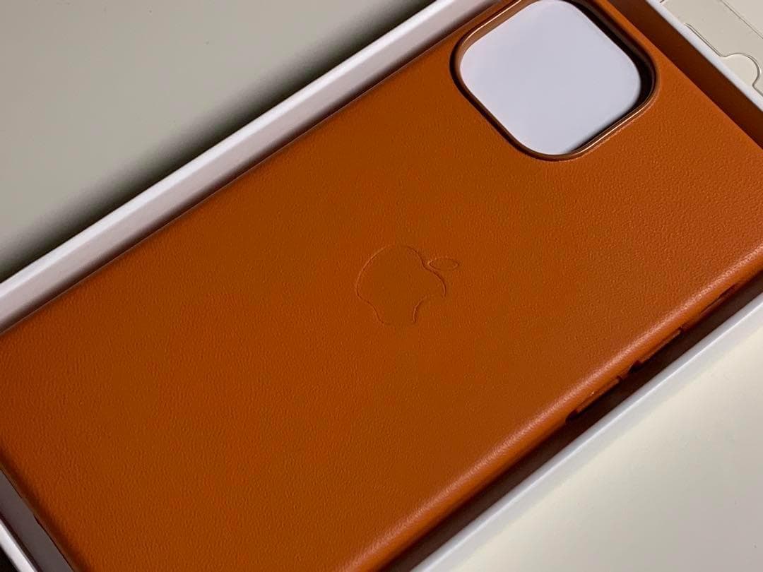 【新品】純正 iPhone 13 mini レザーケース・ゴールデンブラウン①
