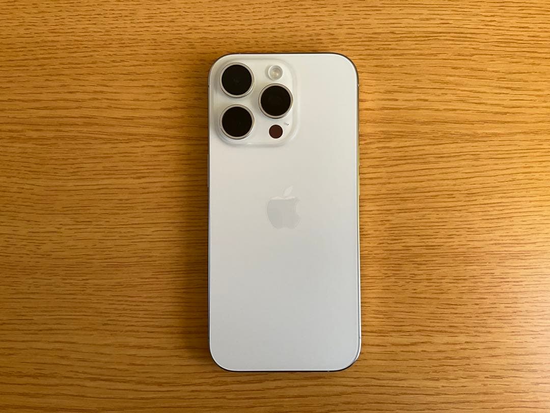 Apple iPhone16Pro 256GB ホワイトチタニウム 【おまけ付】