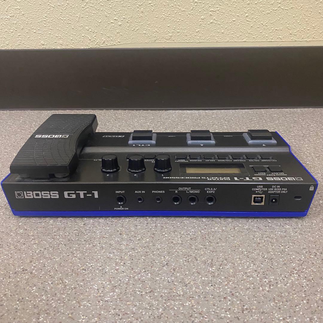 BOSS GT-1 ギターエフェクター　マルチエフェクター　付属品多数　美品