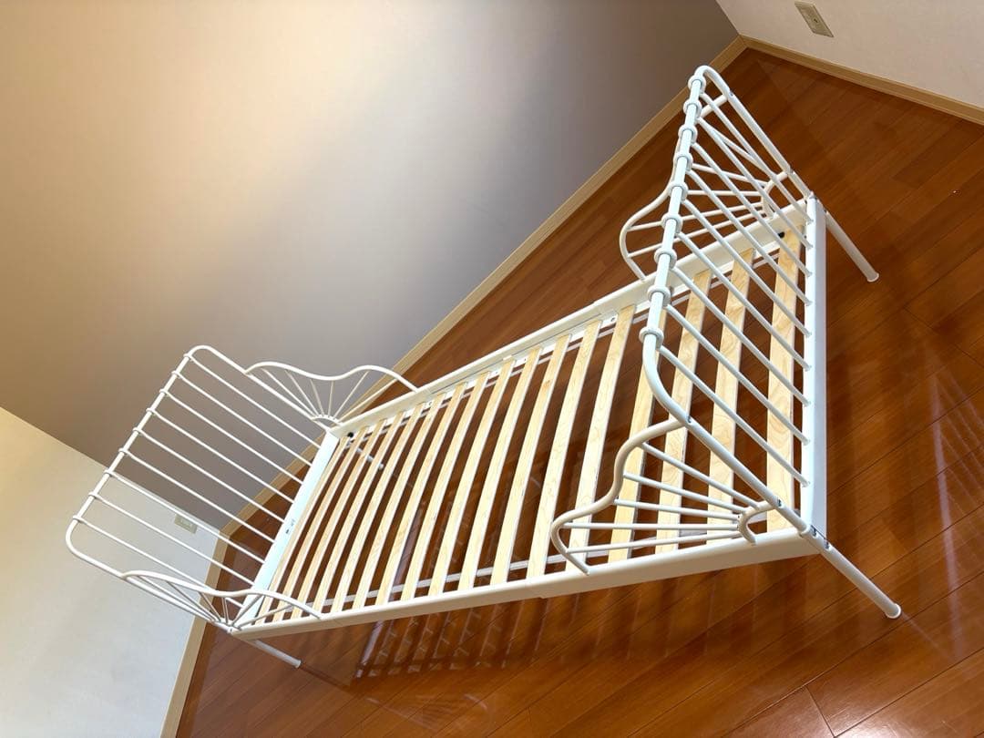 IKEA 伸長式ベッド MINNEN ホワイト【引き取り限定】