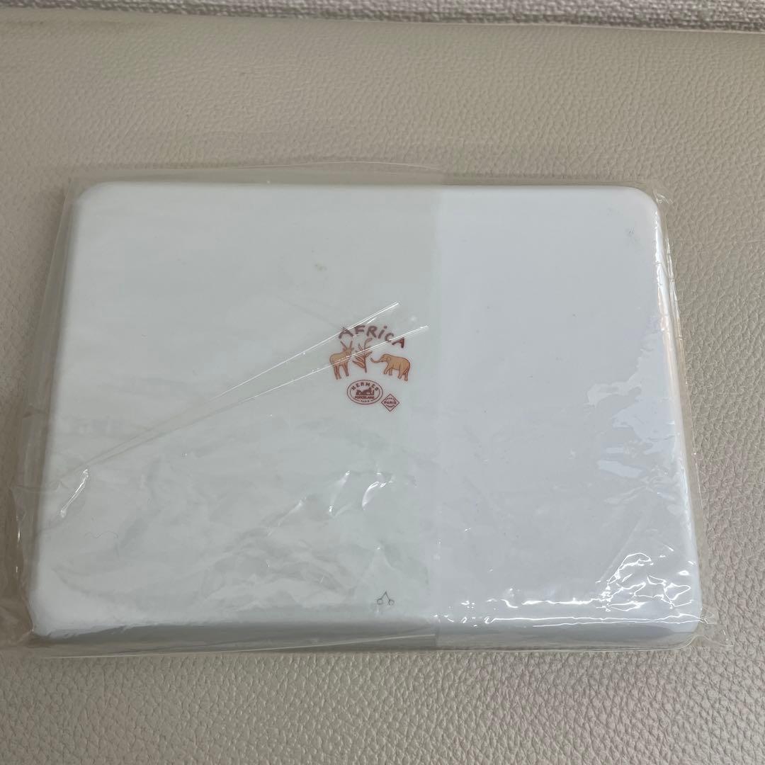 【E】エルメス　HERMES アフリカシリーズ スクエアプレート　ギフト