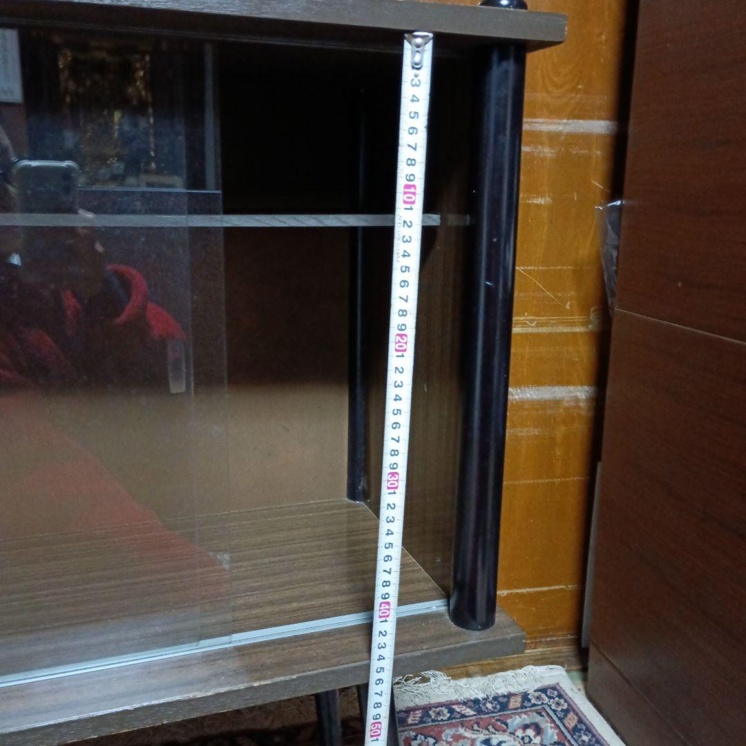 送料込レトロガラスキャビネット棚付き