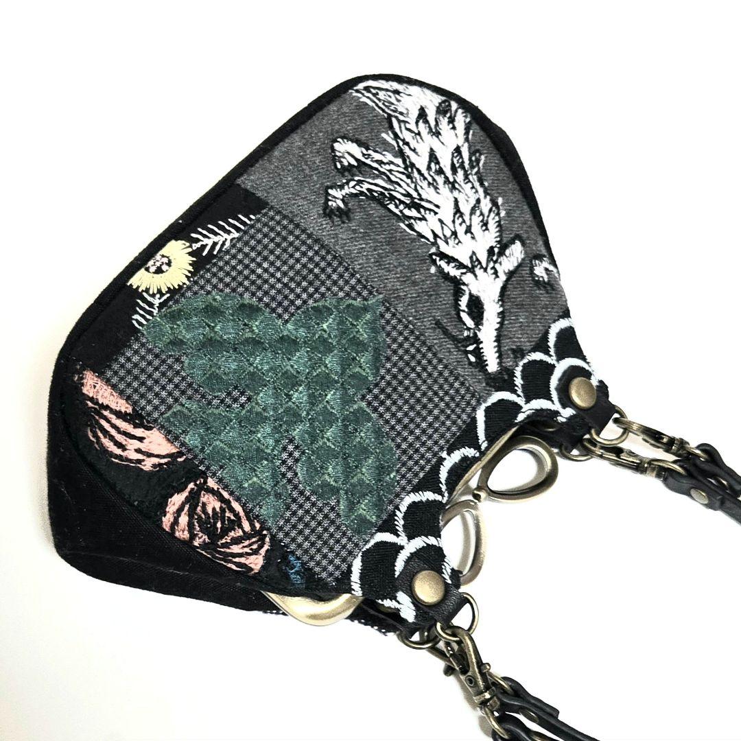 ミナペルホネン　ハンドメイド　あおりがま口ポーチ