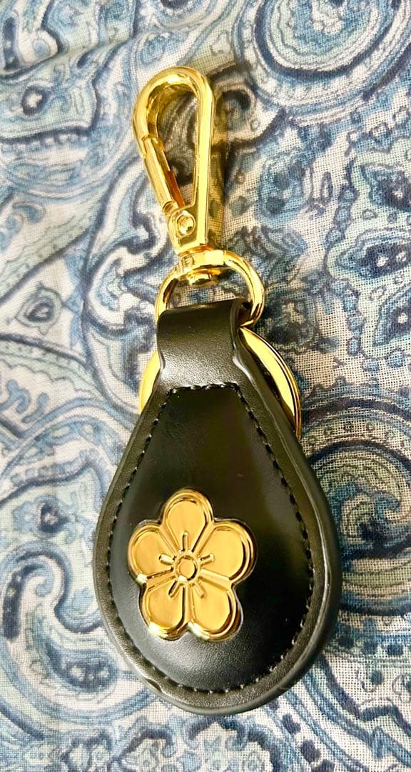 金運！幸運！本革製！キーホルダー型　祈祷済み　お守り護符　太宰府天満宮