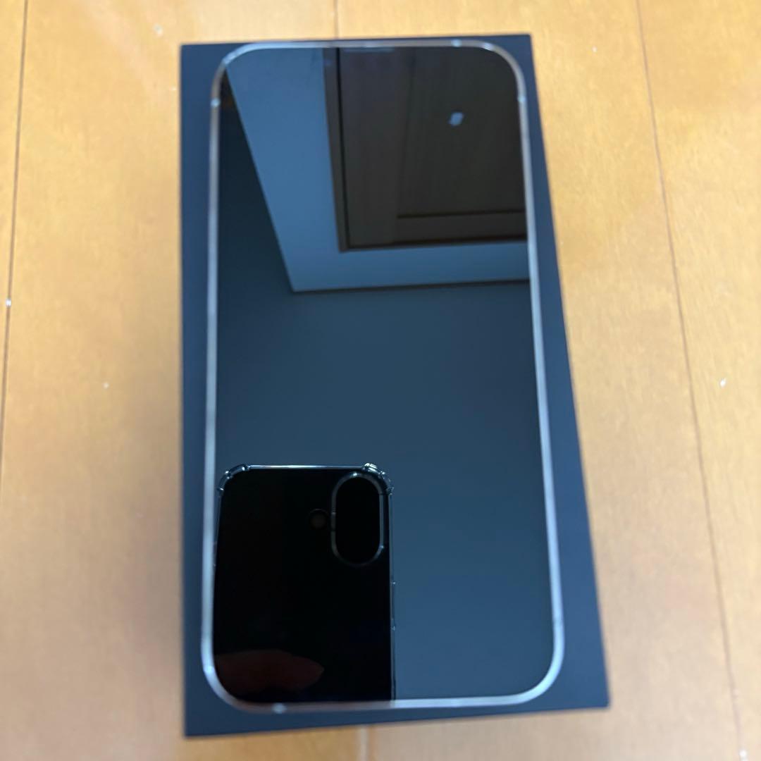 Apple iPhone 13 Pro 本体　512GB