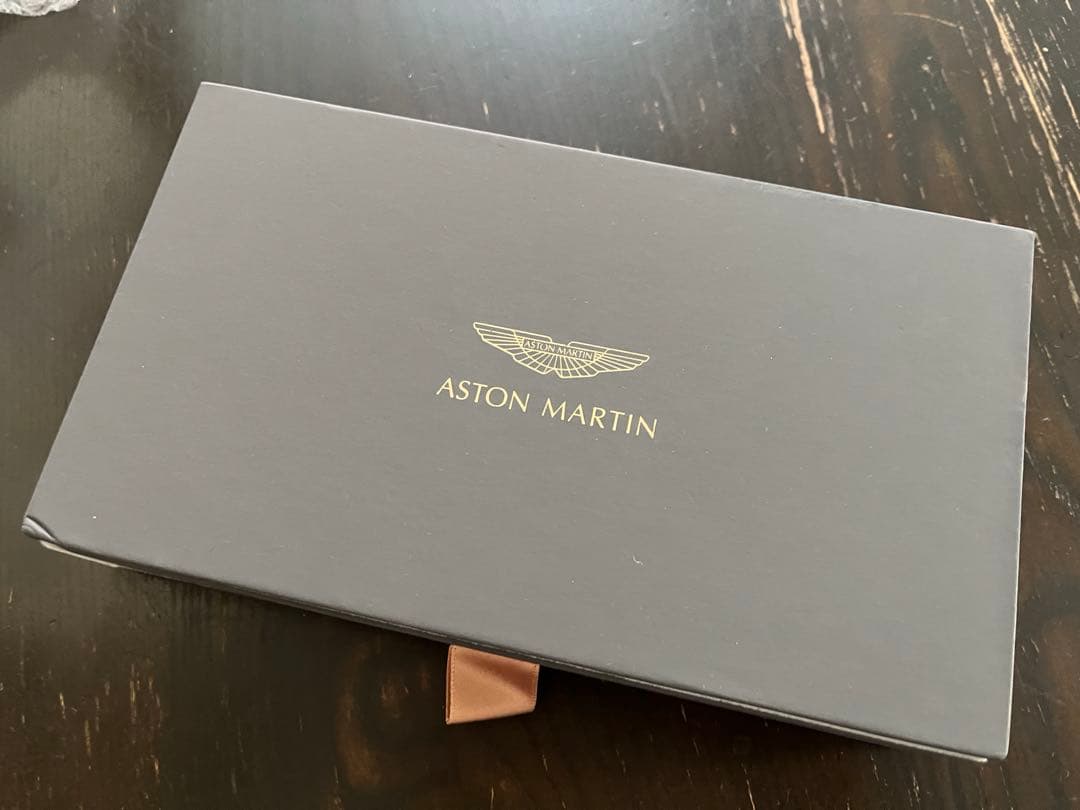 【レア】アストンマーティンiPhoneケースiPhoneX