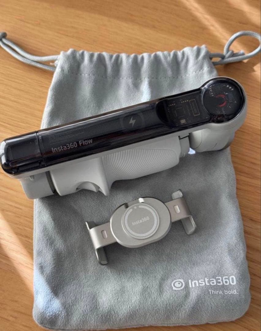 【美品】Insta360 Flow インスタ スタビライザー ジンバル 自撮り棒