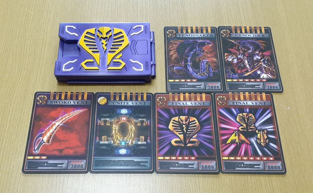 仮面ライダー龍騎 CS Vバックル カードデッキ アドベントカード セット