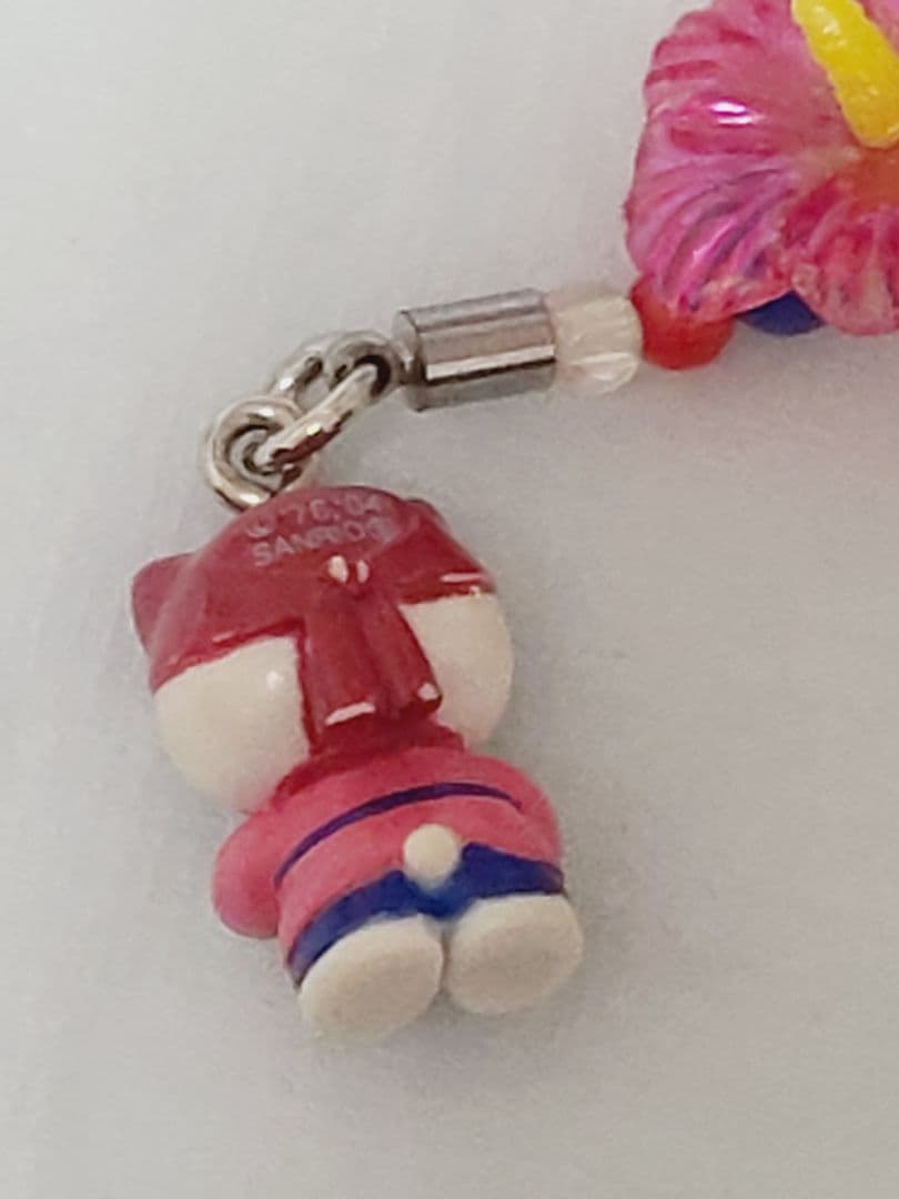 ハローキティ ストラップ 帽子付き