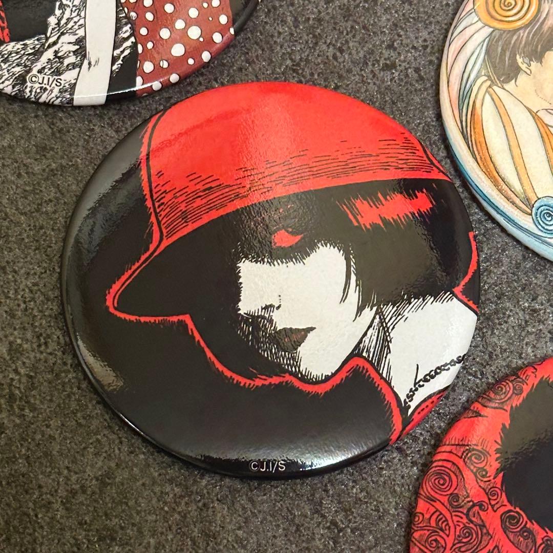伊藤潤二「うずまき」缶バッジ×8